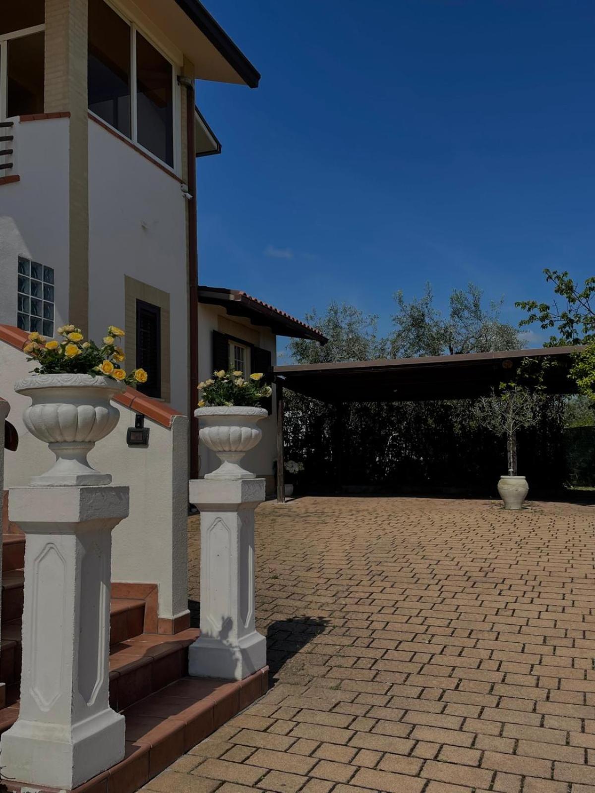 Appartamento In Villa Villalfonsina Exterior photo